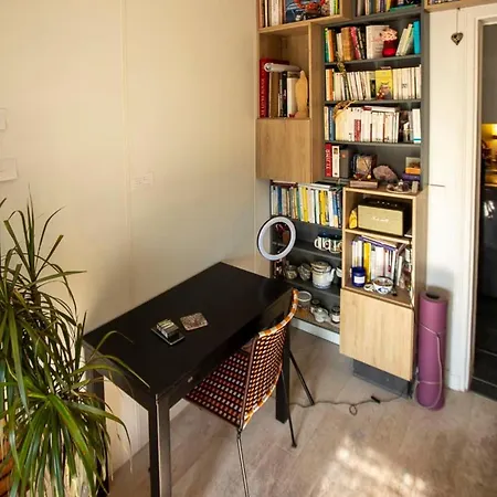 Appartamento Charming Cosy Apt With Balcony Near Bel Air *