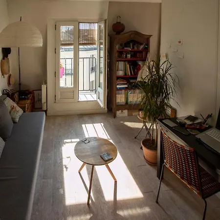 Charming Cosy Apt With Balcony Near Bel Air Appartamento